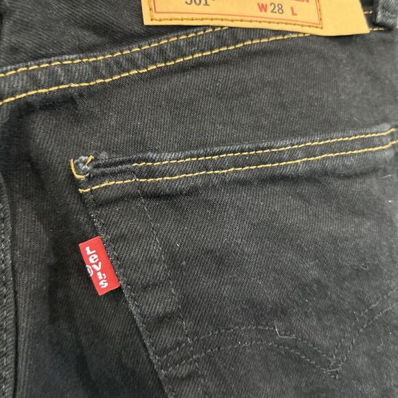 Levi's Men's 29 Black 501 Denim Shorts 9" inseam Button Fly Skater Grunge Irreg - Picture 6 of 8